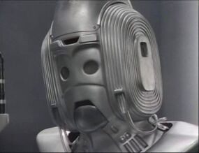 Cyberman (attack...).jpg