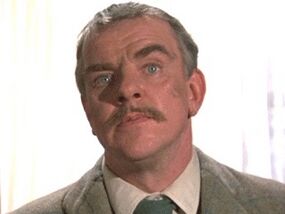 Windsor Davies.jpg