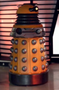 Orangescientistdalek.png