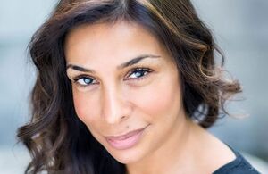 Shobna Gulati.jpg