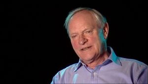 Julian Glover.jpg