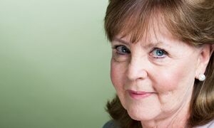 Pauline Collins.jpg