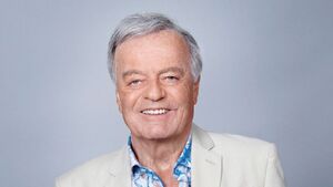 Tony Blackburn 2.jpg