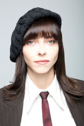 Juliet-landau-beret-3.jpg