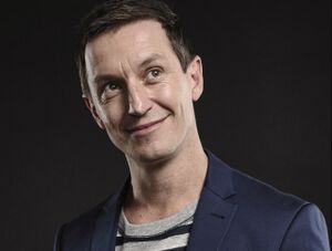 Rove McManus2.jpg