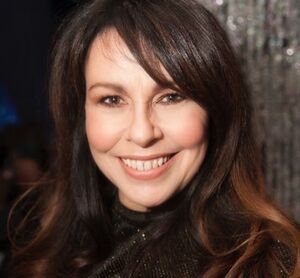 Julie Graham.jpg