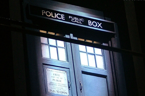 Wikia-Visualization-Main,tardis.png