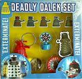 257 STATIONERY: Dalek pack and Deadly 60 Trading Cards