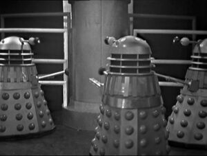 Daleks around the reproducer The Chase-4.jpg