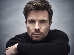 Joe Dempsie.jpg